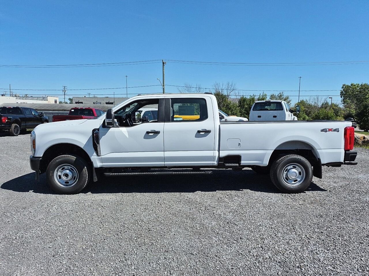 2026 Ford Super Duty F-250 SRW Oxford White Saint-Jérôme - photo #2