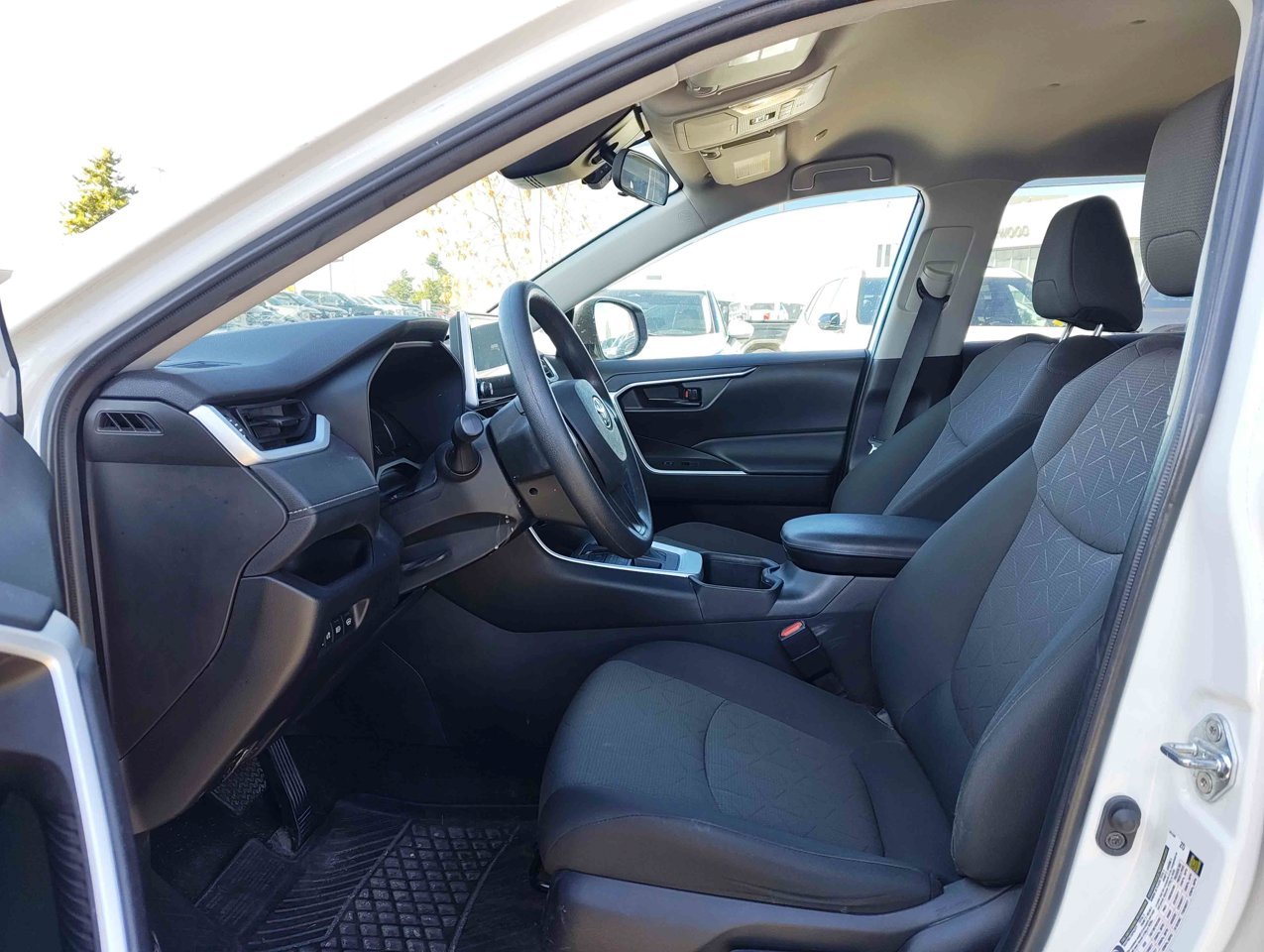 2023 Toyota RAV4 LE AWD White Sherwood Park - photo #7