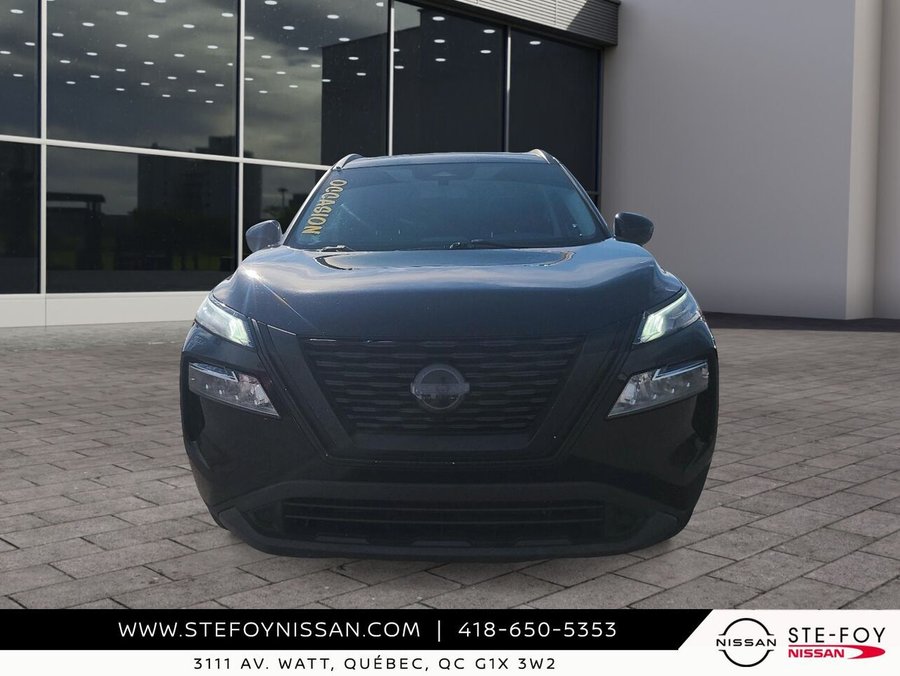 Nissan Rogue SV TI SV TI avec ensemble toit ouvrant 2023 Noir