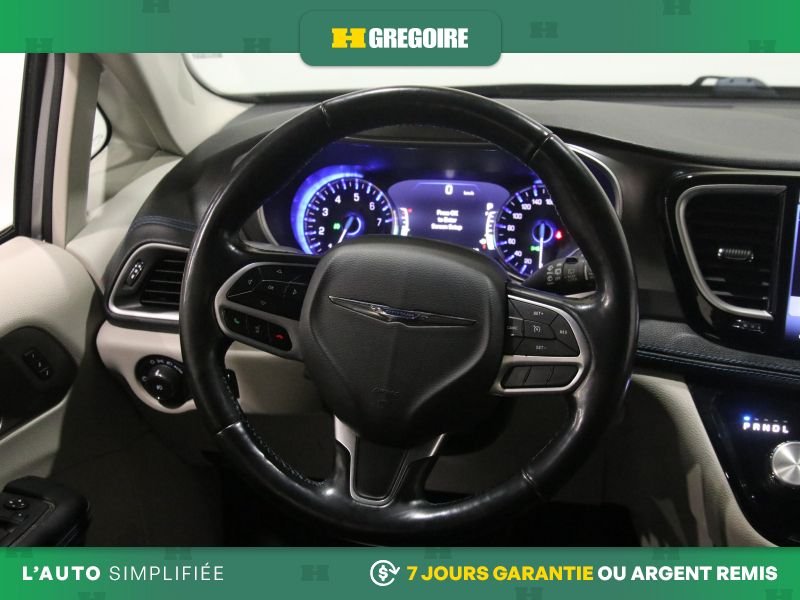 2021 Chrysler Pacifica Grey Blainville - photo #20