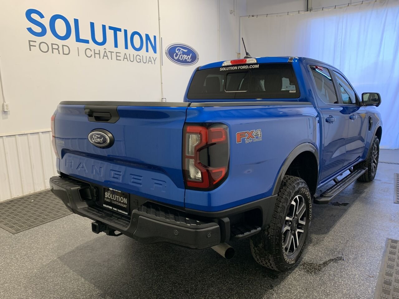 2024 Ford Ranger LARIAT cabine SuperCrew 4RM caisse de 5 pi Blue Châteauguay - photo #9