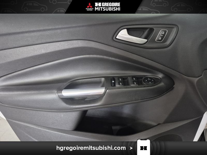 2018 Ford Escape White Laval - photo #12