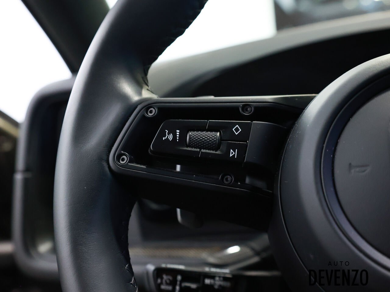 2026 Porsche Cayenne Green Saint-Eustache - photo #14