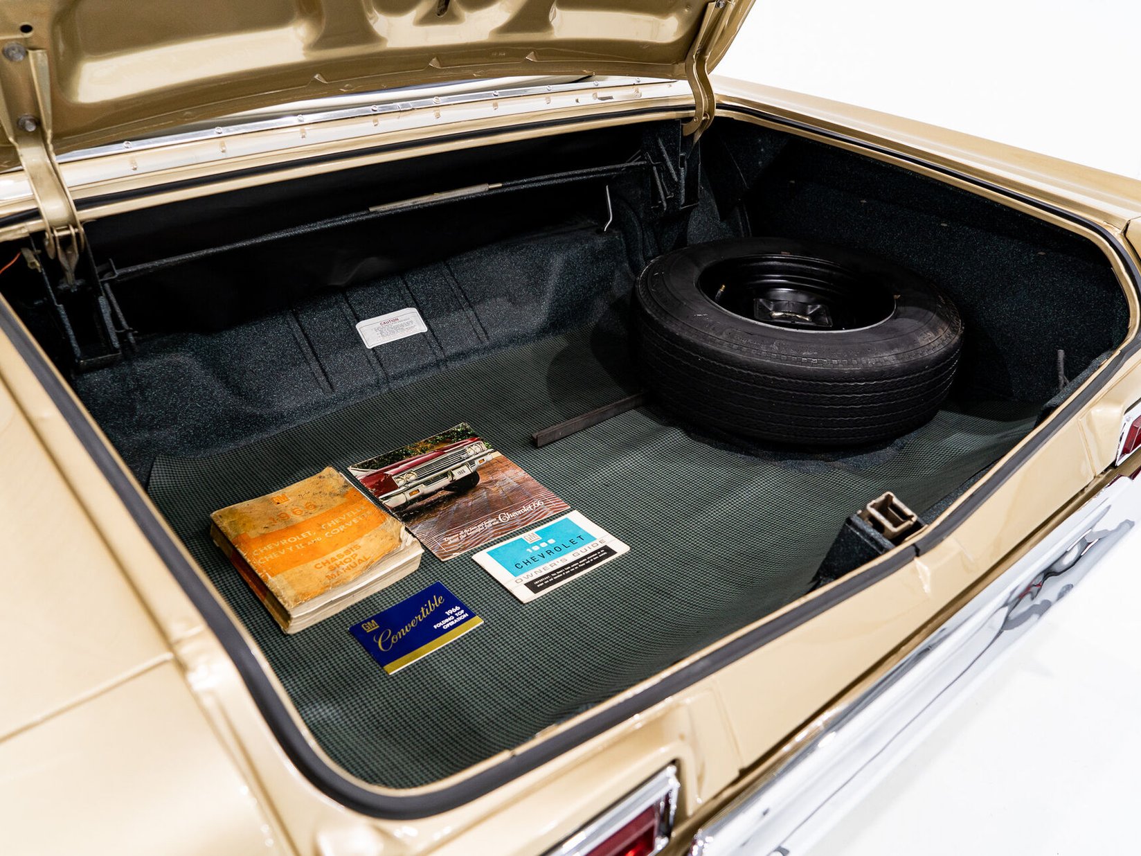 Chevrolet Impala 427 Convertible fully loaded with A/C **PRIX EN USD** 1966 Montréal - photo #86