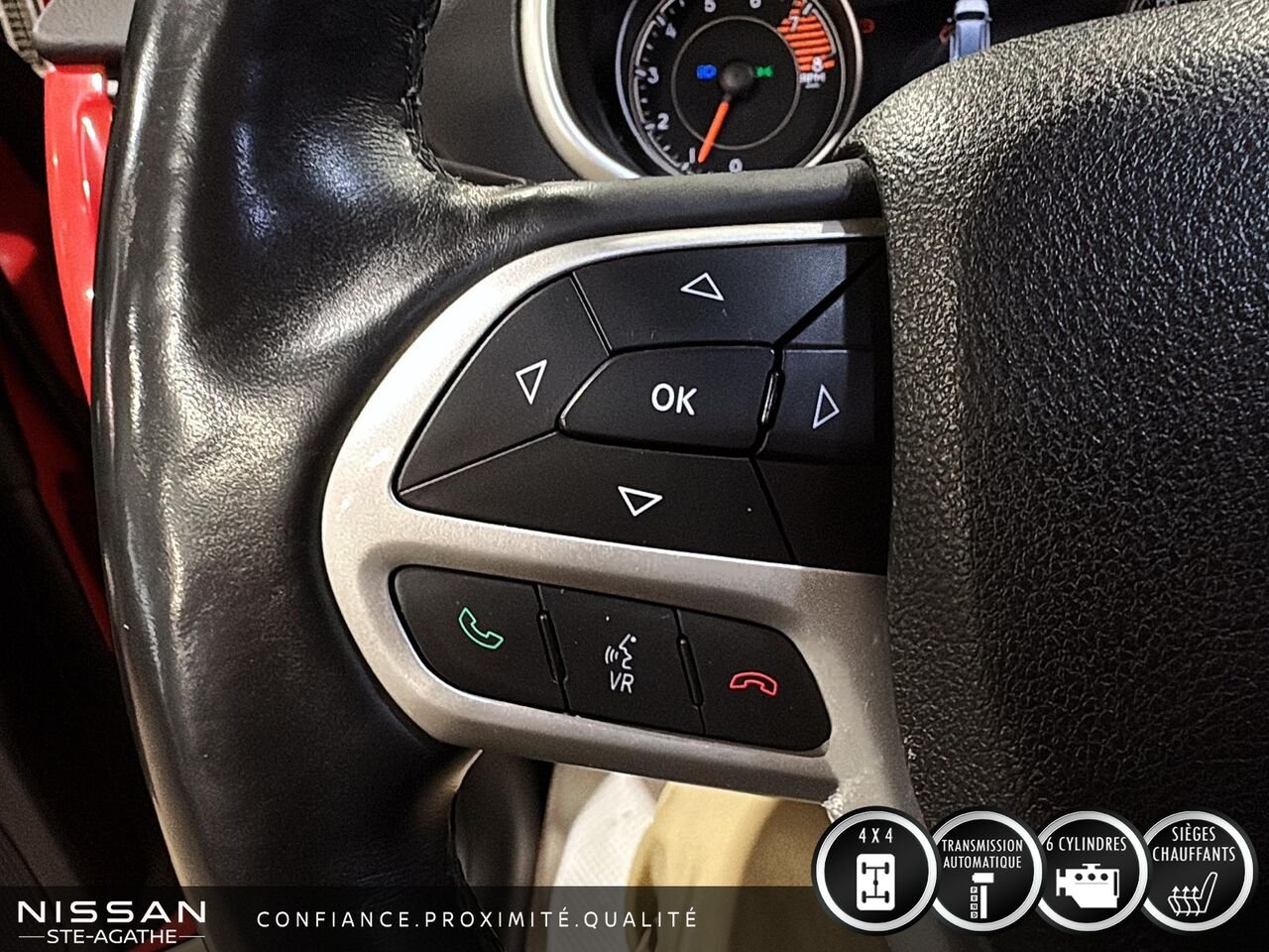 2017 Jeep Cherokee Red Ste-Agathe des Monts - photo #15