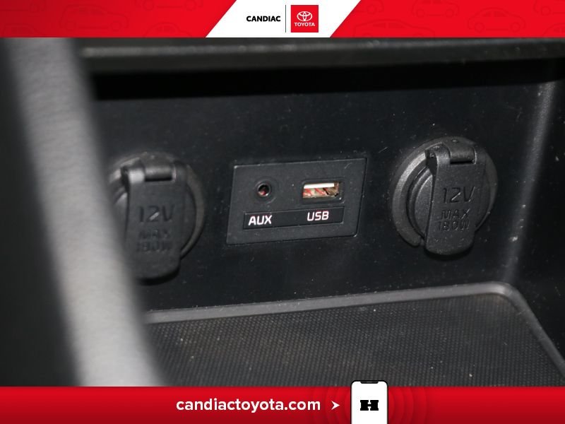 2017 Kia Forte White Blainville - photo #28