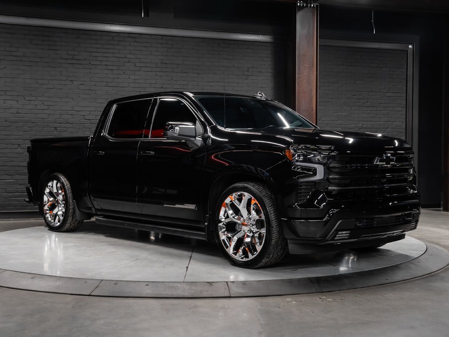 2024 Chevrolet Silverado 1500 High Country Black