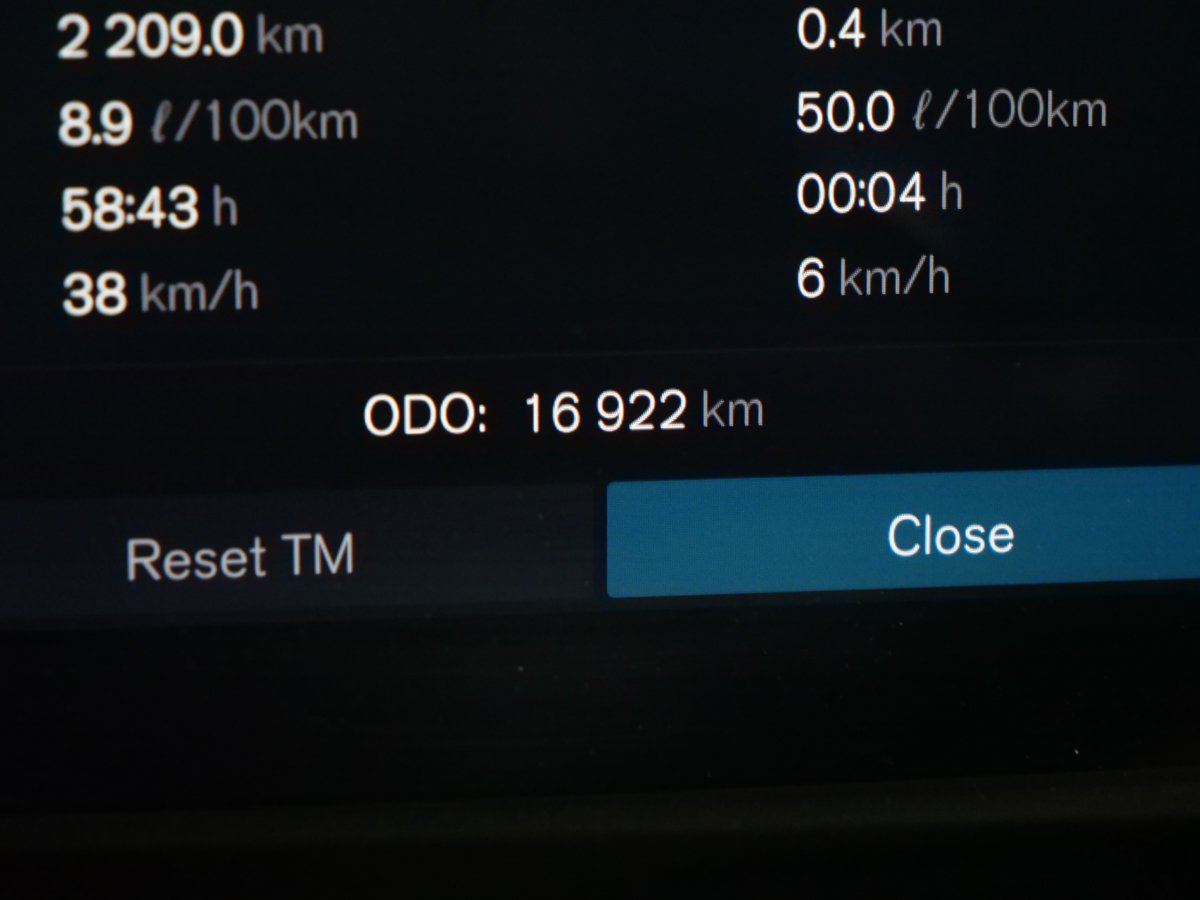 Volvo XC40 B5 PLUS DARK THEME CLIMATE 2025 Noir Montréal - photo #8