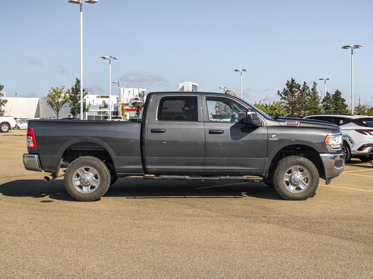 2024 Ram 3500 Tradesman 4x4 Crew Cab 6'4 Box Grey Sherwood Park - photo #9