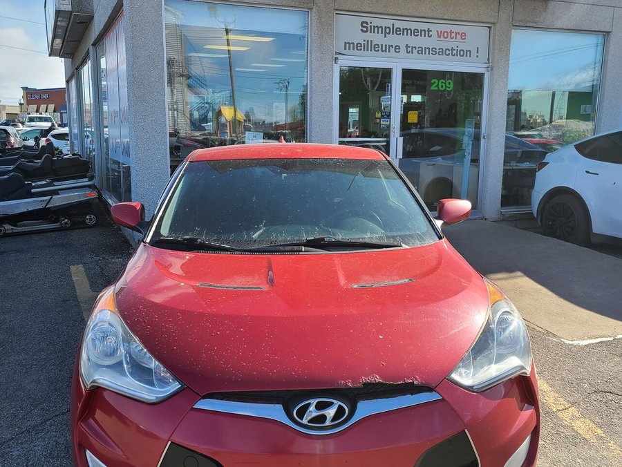 2012 Hyundai Veloster 2012 Red