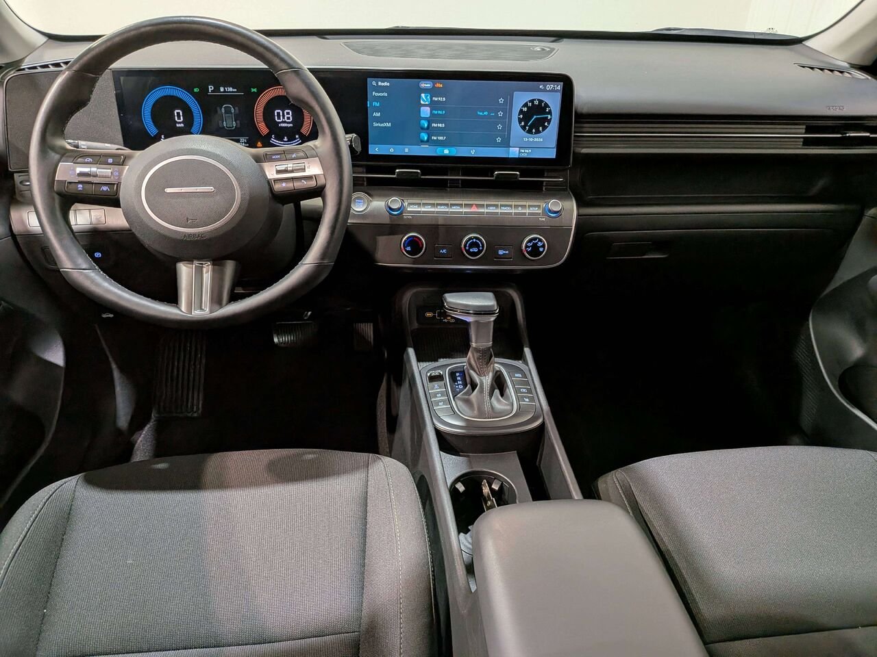 2025 Hyundai Kona 2.0L Preferred AWD Grey Val-David - photo #27