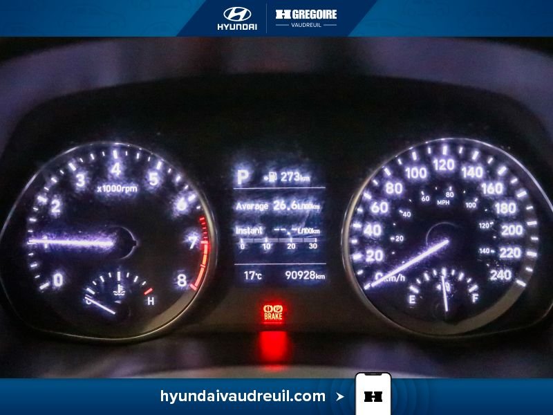 2020 Hyundai Elantra Silver Laval - photo #23