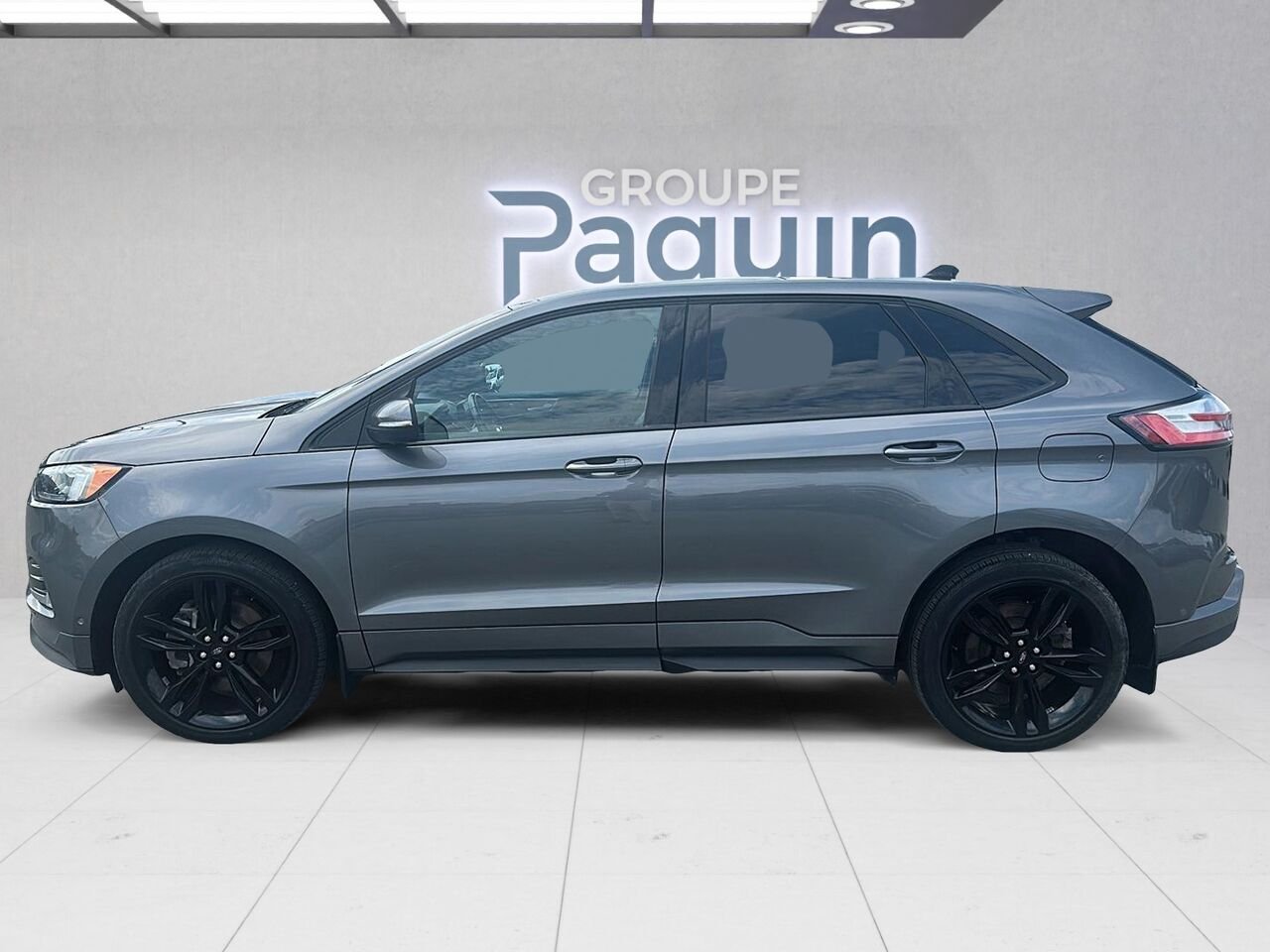 Ford Edge 2022 Gris Rouyn-Noranda - photo #4