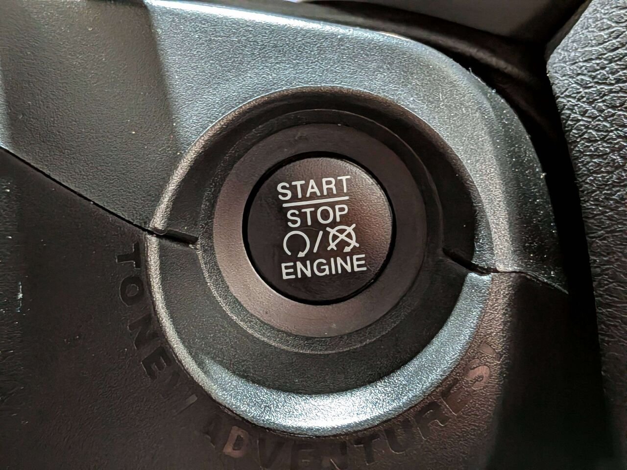 2019 Jeep Renegade Limited 4x4 Silver Val-David - photo #17