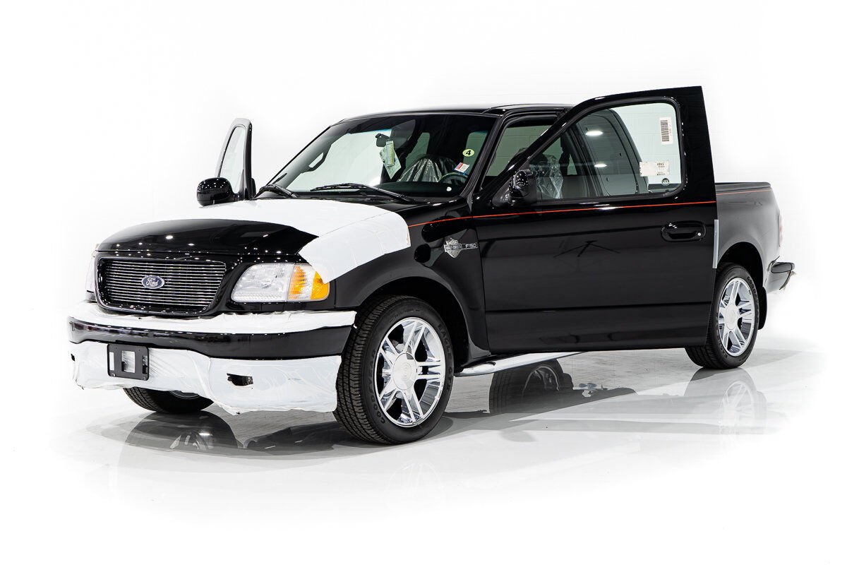 Ford F-150 Harley Davidson Edition In Delivery Packaging 2000 Noir Montréal - photo #41