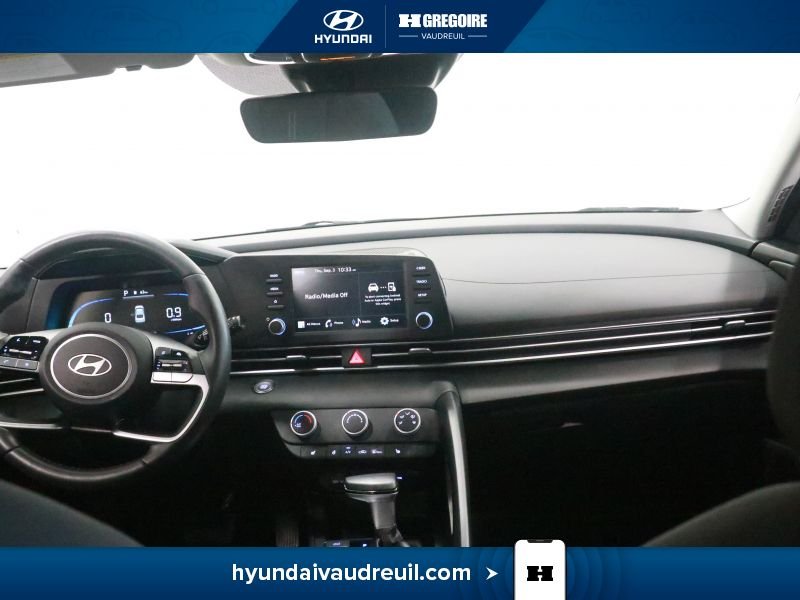 2025 Hyundai Elantra Black Laval - photo #22