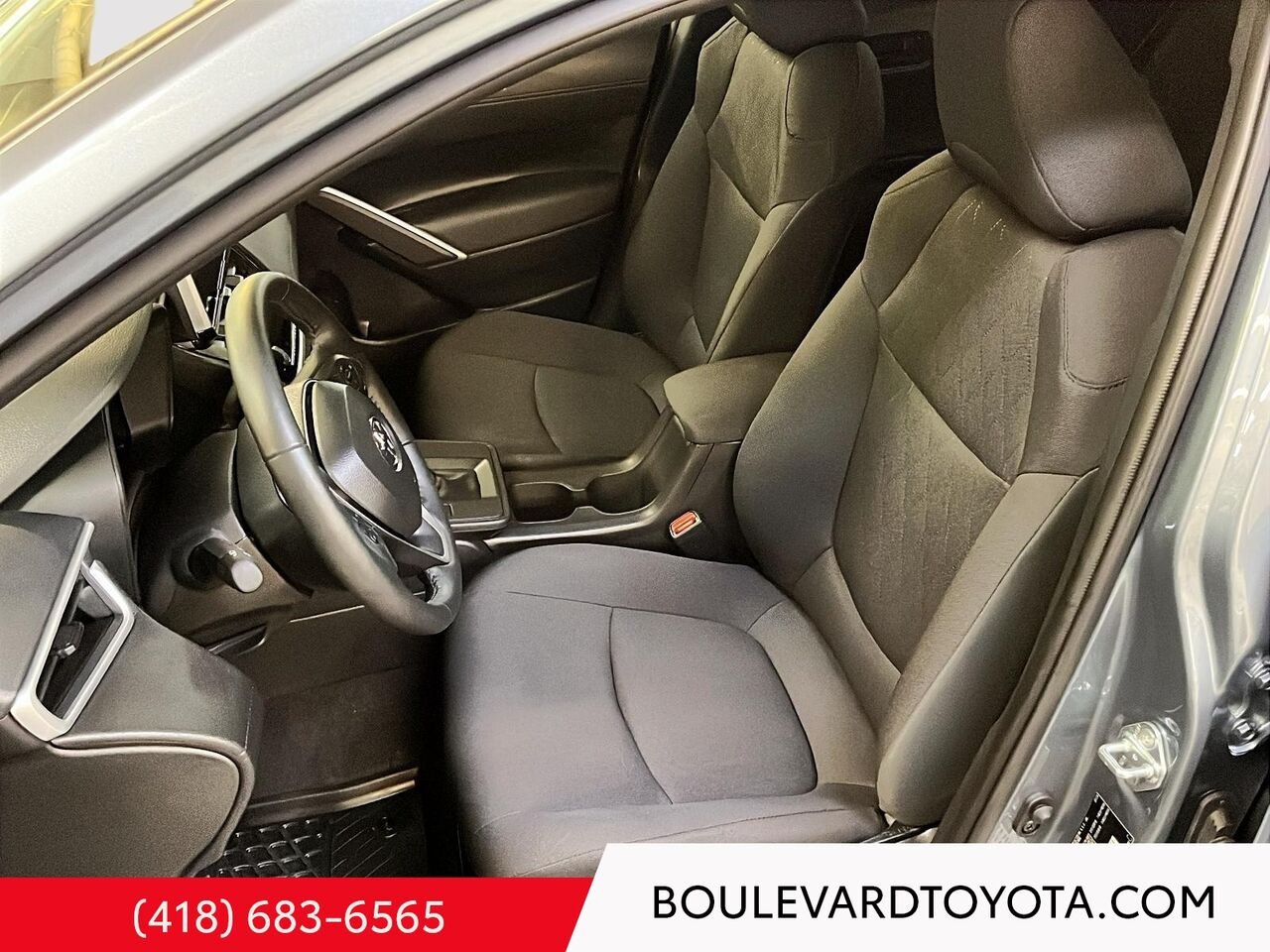 Toyota Corolla Cross 100590A-66 | LE, AWD 2026 Bleu Québec - photo #8