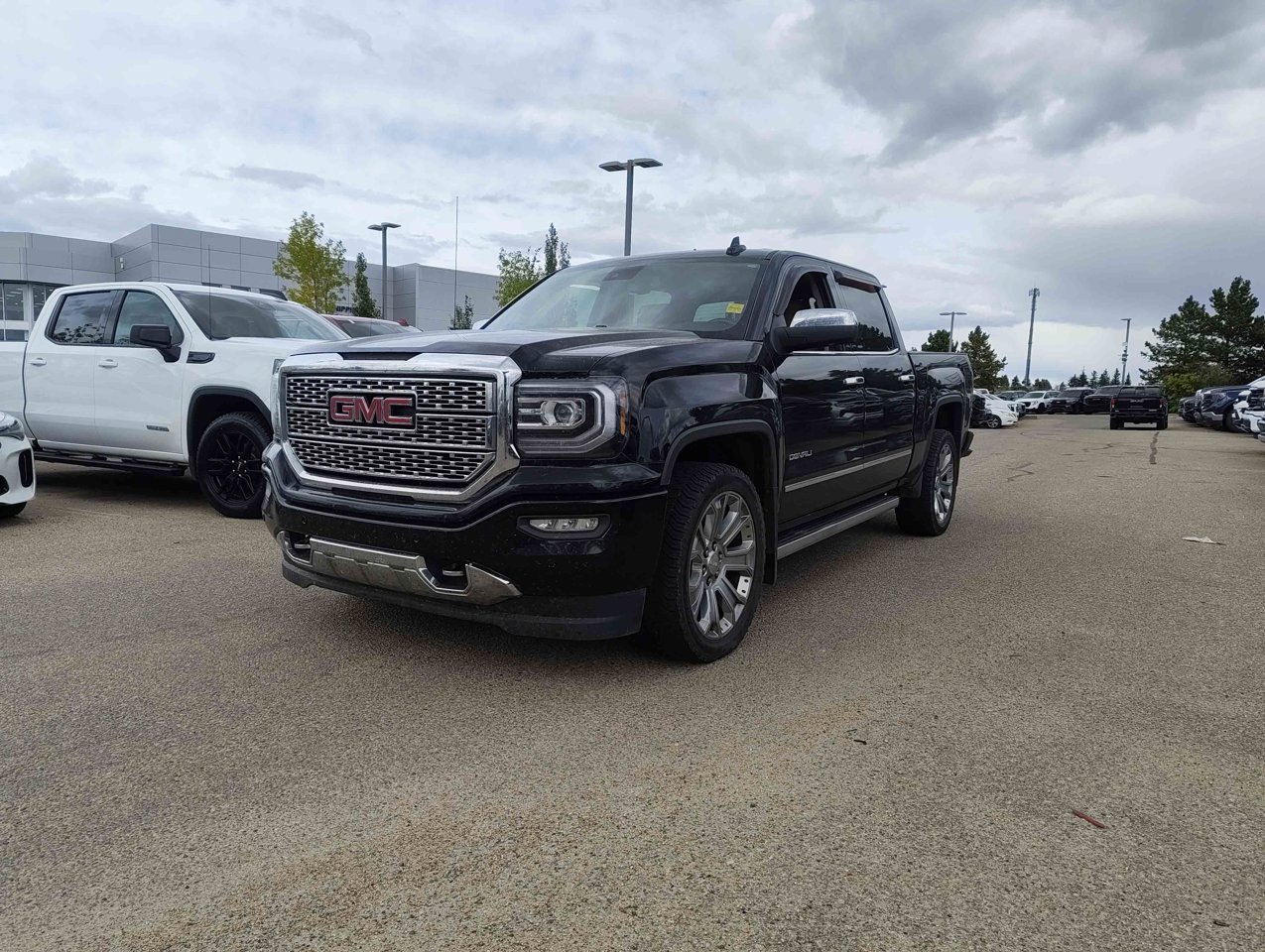 2017 GMC Sierra 1500 4WD Crew Cab 143.5 Denali Black Sherwood Park - photo #3