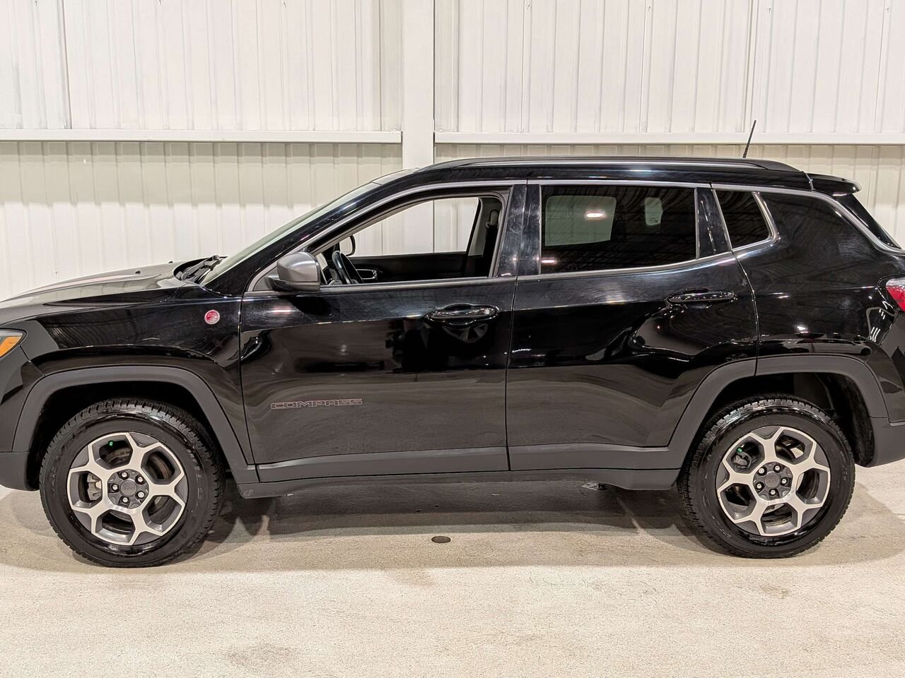 2022 Jeep Compass Trailhawk 4x4 Black Val-David - photo #4
