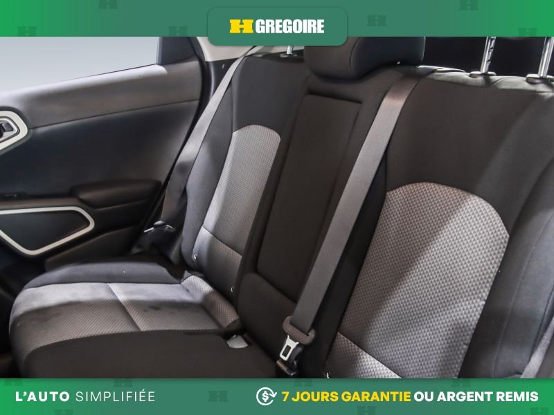 2022 Kia Soul Black Laval - photo #22