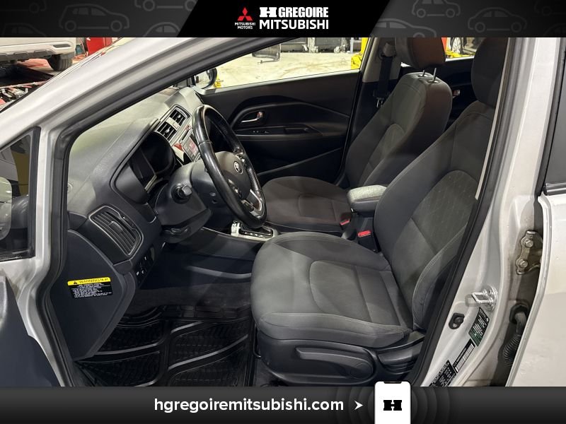2016 Kia Rio Grey Blainville - photo #13