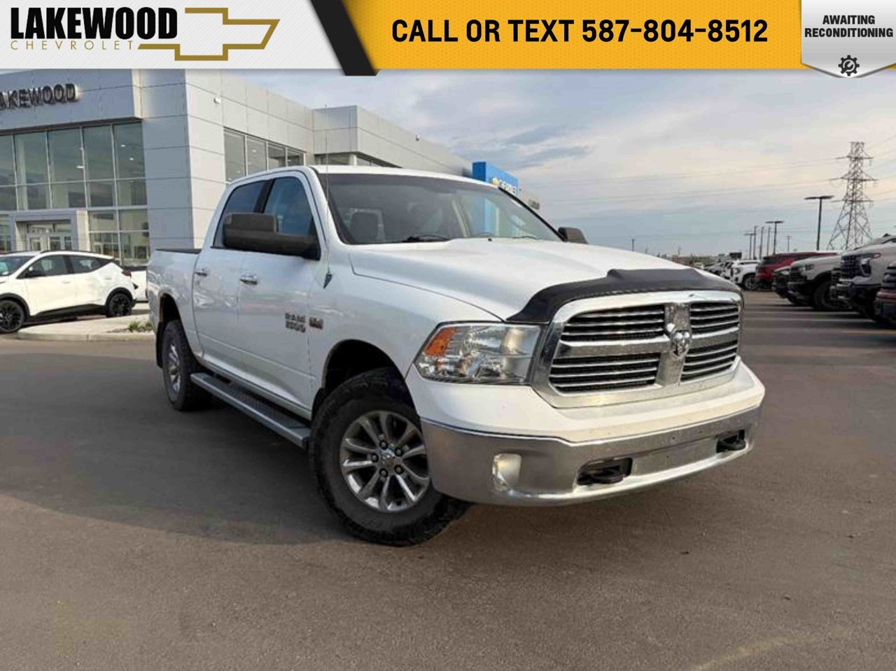 2013 Ram 1500 4WD Crew Cab 140.5 SLT White Sherwood Park - photo #0
