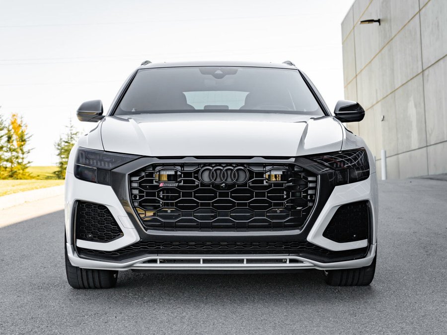 2021 Audi RS Q8 White