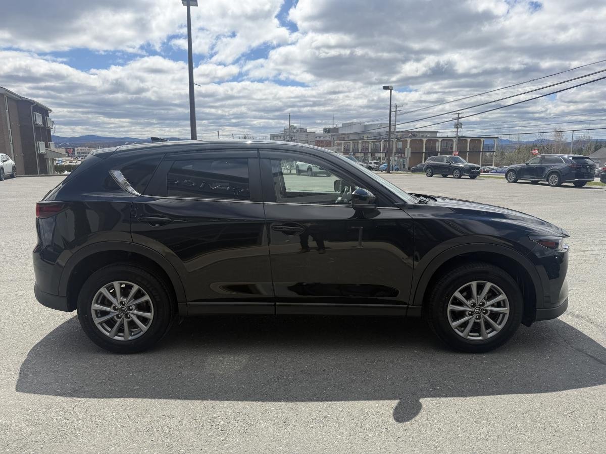 2023 Mazda CX-5 Black Lac Mégantic - photo #5