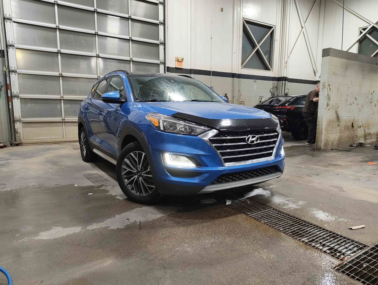2019 Hyundai Tucson Luxury AWD Blue Sherwood Park - photo #1