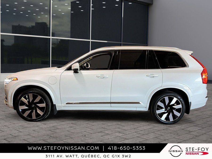 2024 Volvo XC90 Recharge PLUS BRIGHT THEME T8 Plus hybride rechargeable TIe 7 places version lustrée White