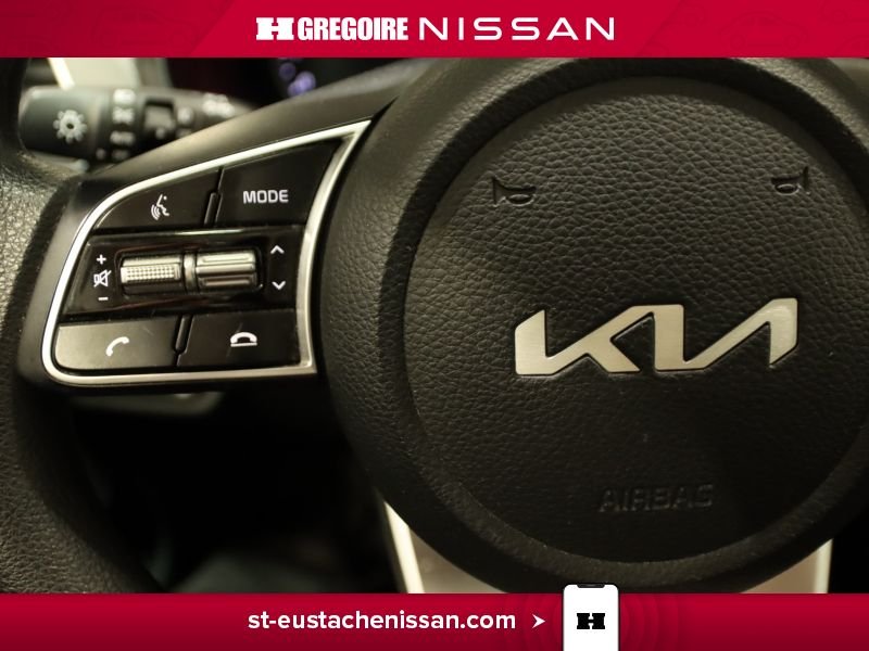 2022 Kia Seltos Red Laval - photo #27