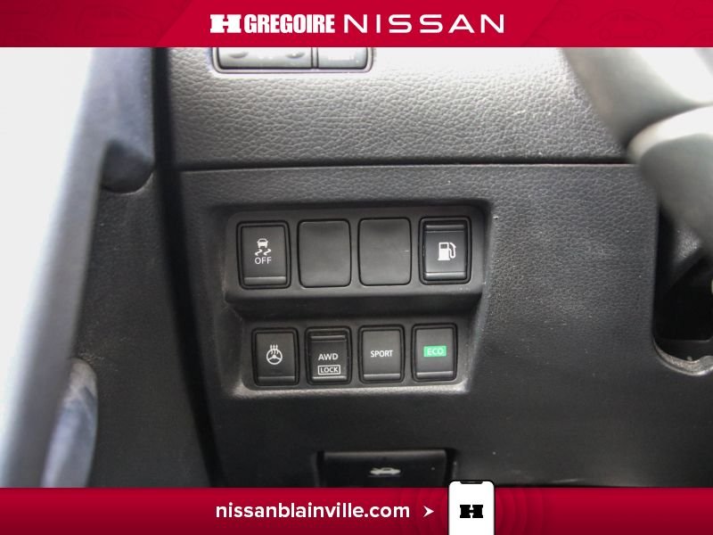 2020 Nissan Rogue White Laval - photo #24