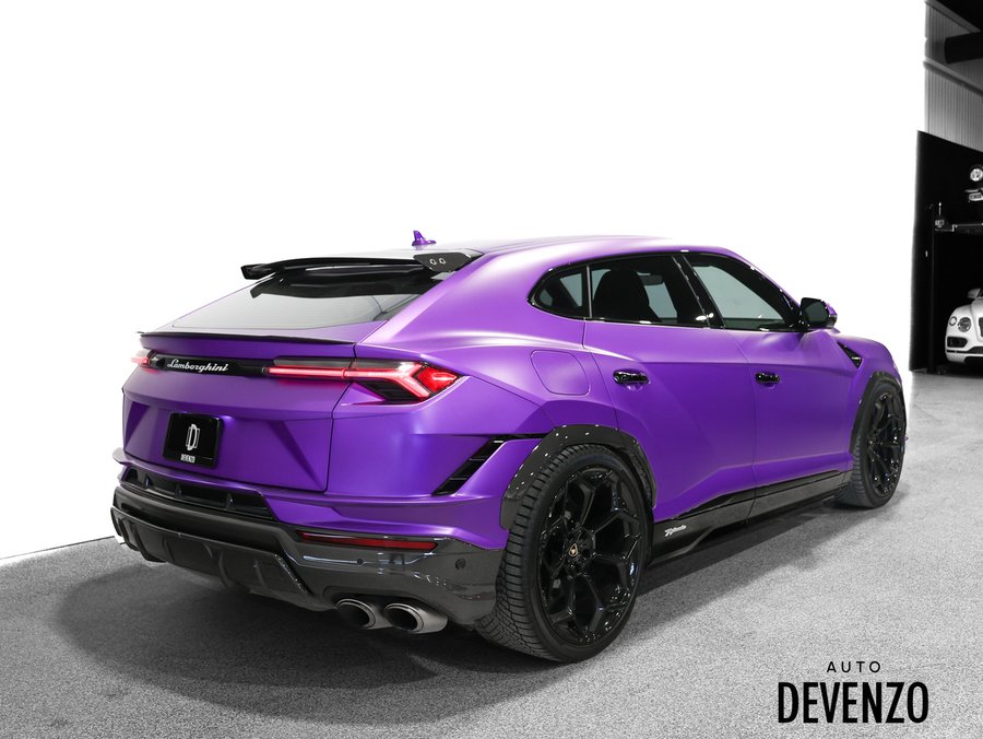 2024 Lamborghini Urus 2024 Purple