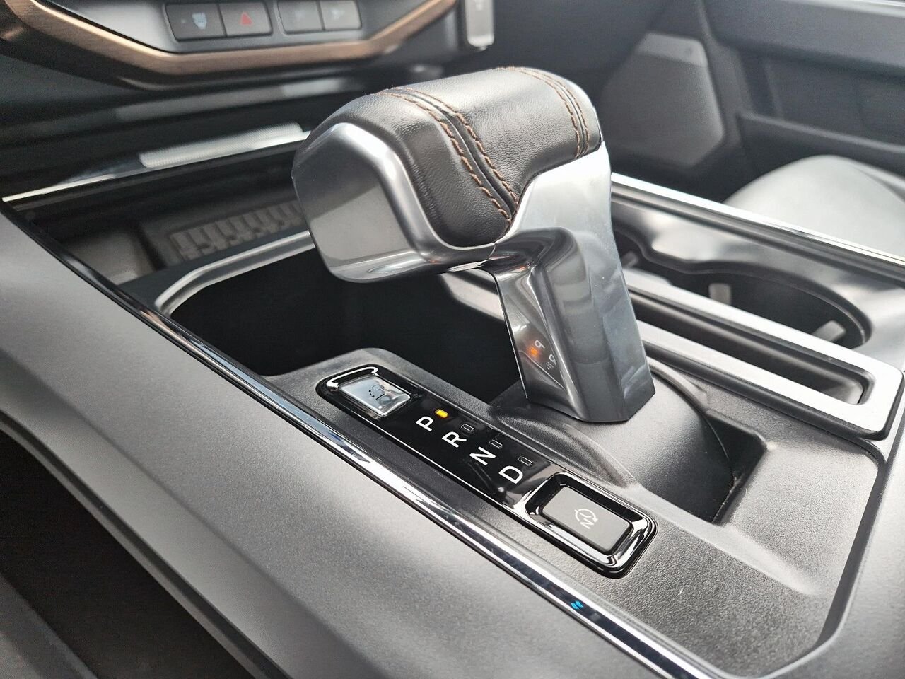 2024 Ford F-150 Lightning White Saint-Jérôme - photo #14