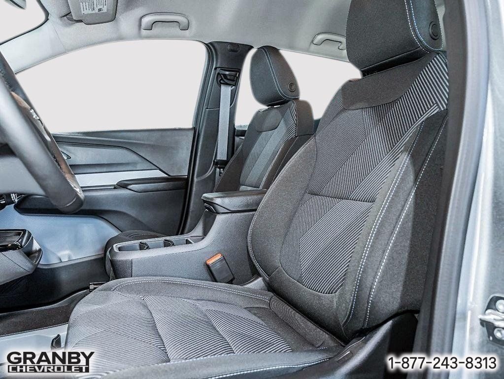 Chevrolet Bolt Traction avant 4 portes LT | 27-0117 2027 Gris sterling métallisé Granby - photo #8