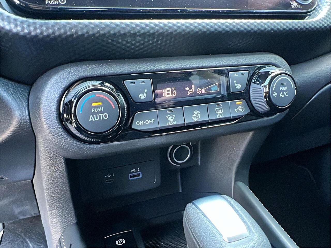 Nissan Kicks SV TA 2024 Noir Québec - photo #15