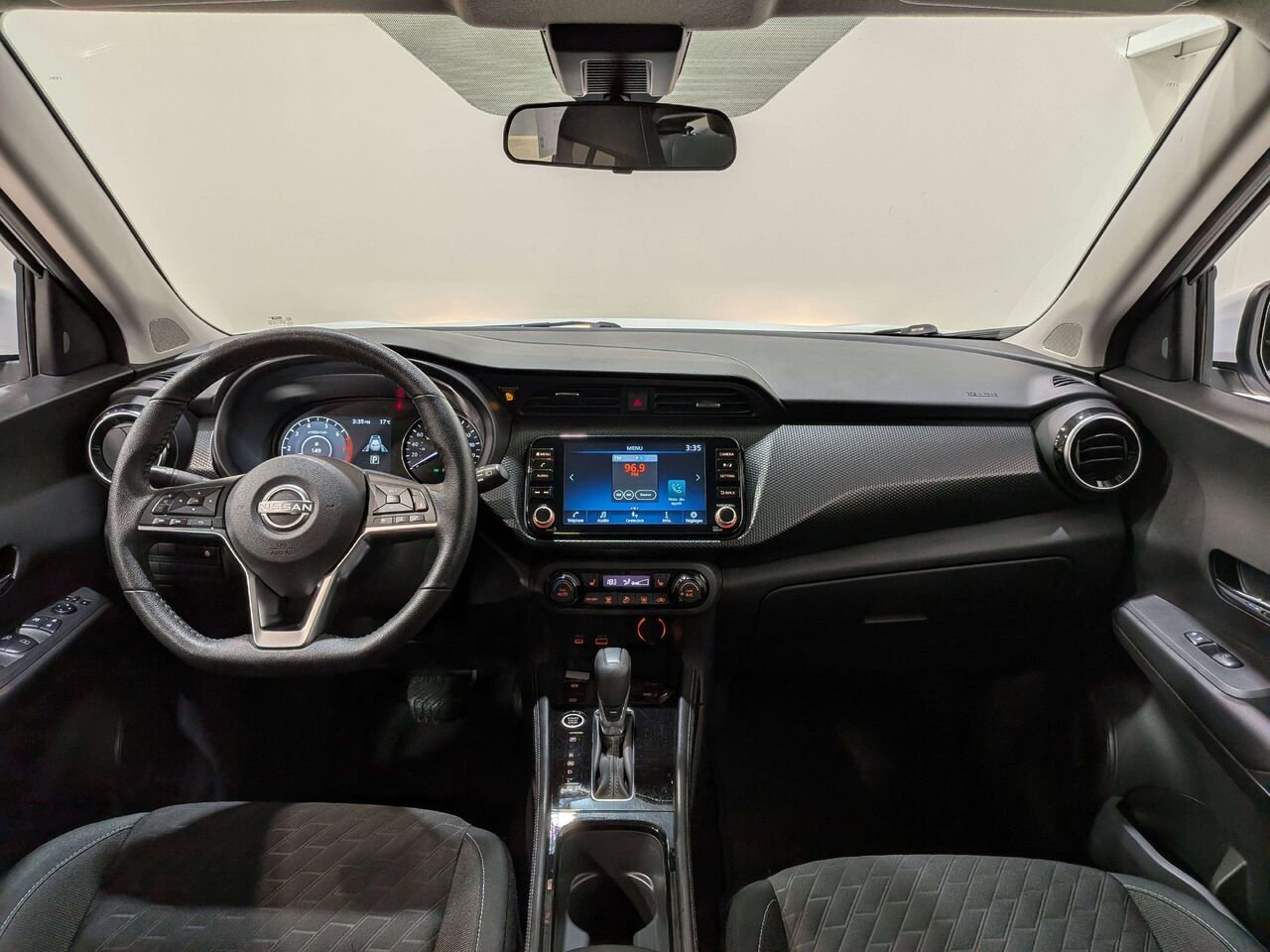 Nissan Kicks 2024 Blanc Val-David - photo #12