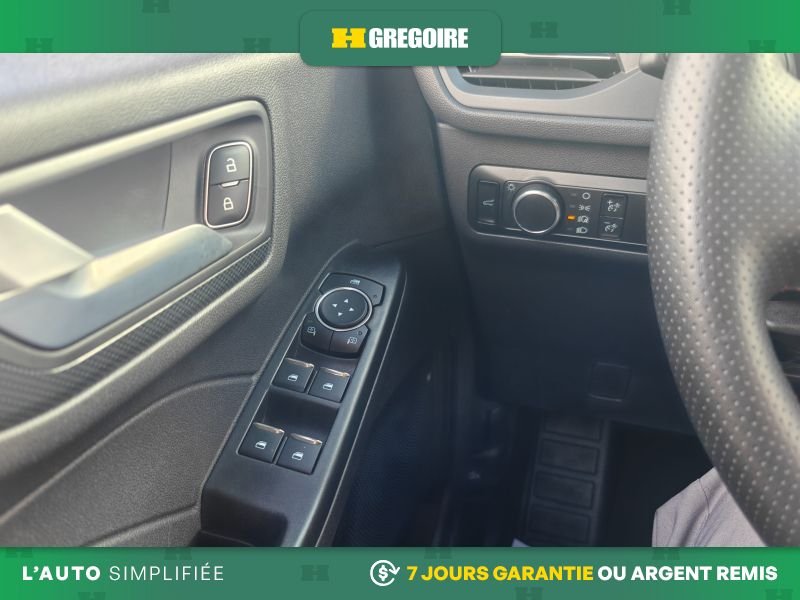 2025 Ford Escape Grey Laval - photo #18