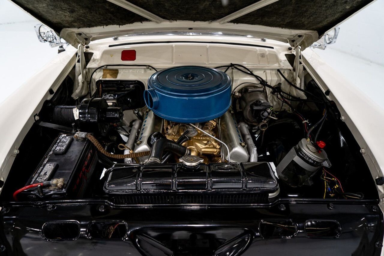 Mercury Monterey **PRIX EN USD** Beautifully presented from former restoration 1956 Blanc Montréal - photo #14