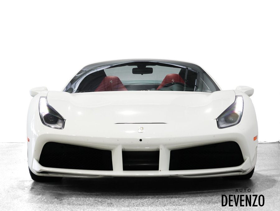 2018 Ferrari 488 2018 White