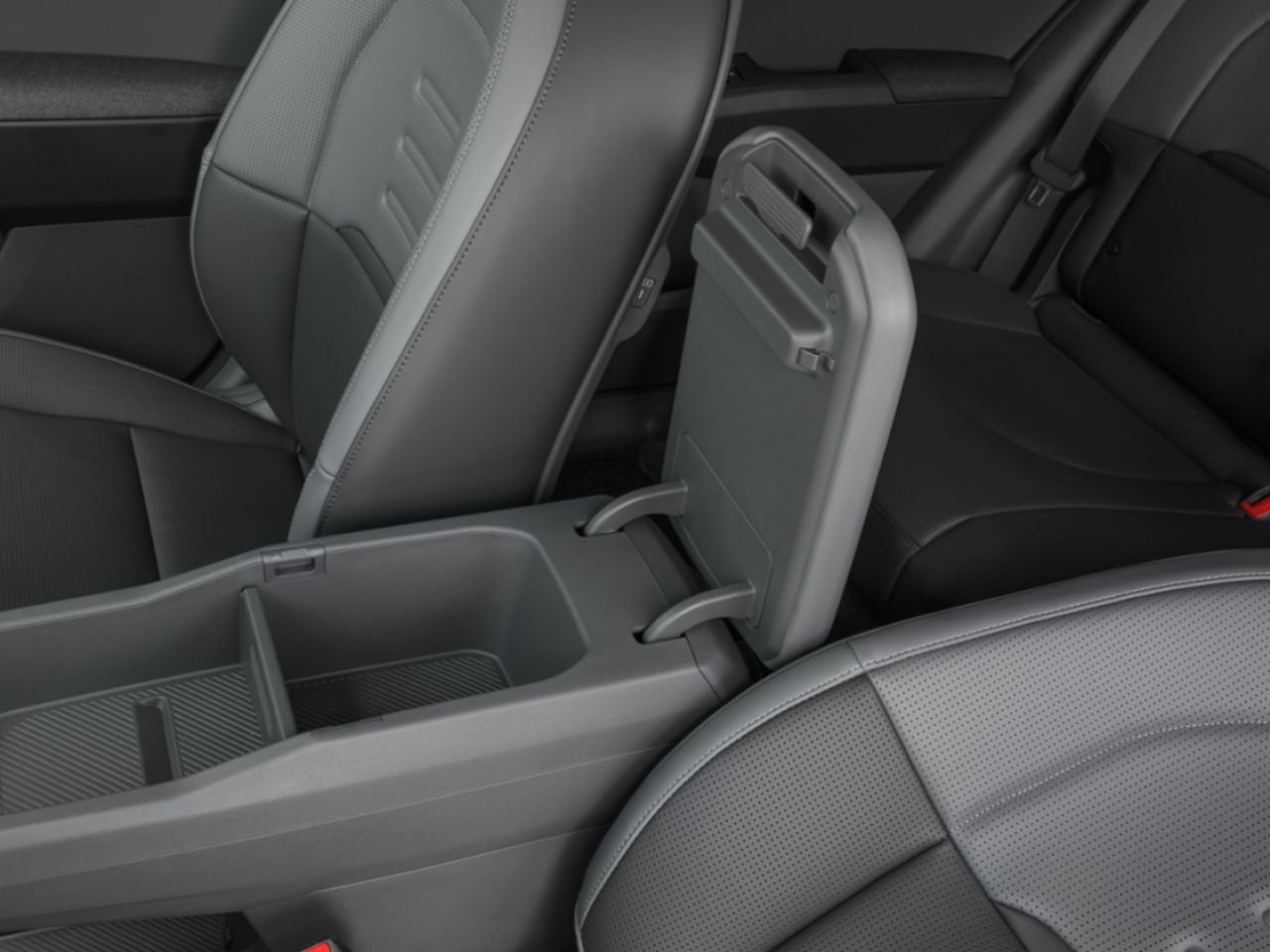 2027 Kia EV3 Black Blainville - photo #11