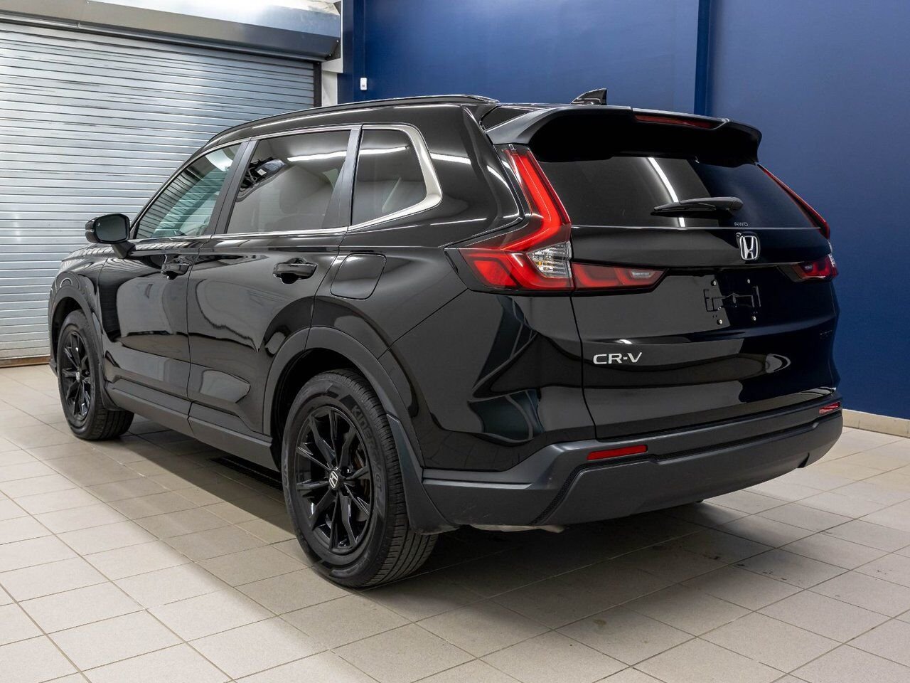 Honda CR-V SPORT AWD *TOIT* SIÈGES CHAUFF HAYON ELECT CARPLAY 2025 Noir Saint-Jérôme - photo #5