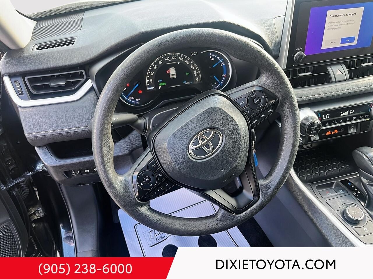 2025 Toyota RAV4 HYBRID LE AWD / CLEAN CARFAX / HEATED SEATS / TOYOTA SAFETY SENSE / CARPLAY AND ANDROID AUTO Black Mississauga - photo #12