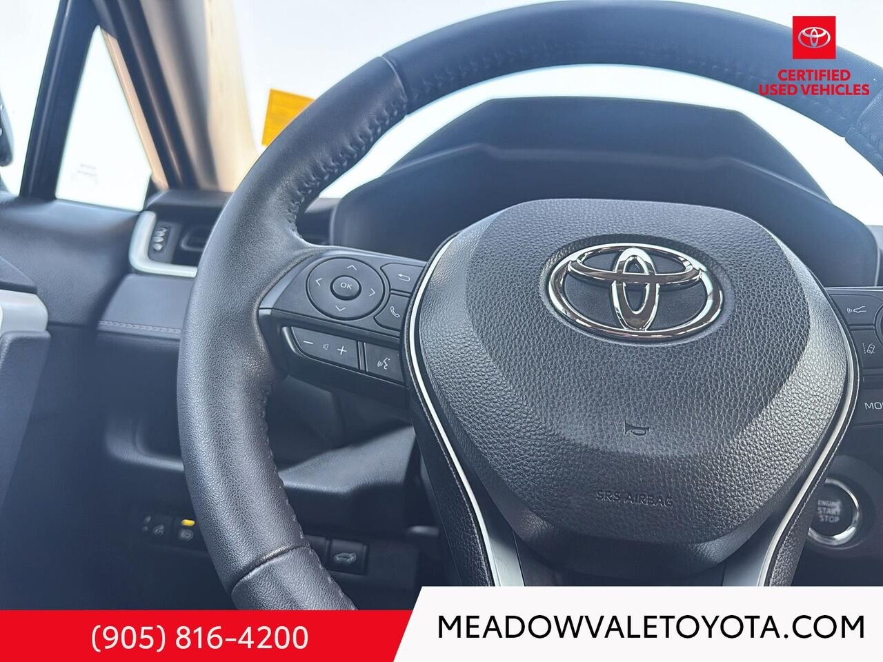 2023 Toyota RAV4 19" Alloys, Power Sunroof, Power Trunk, Soft Tex Leather Seats with Memory Silver Sky Metallic Mississauga - photo #13
