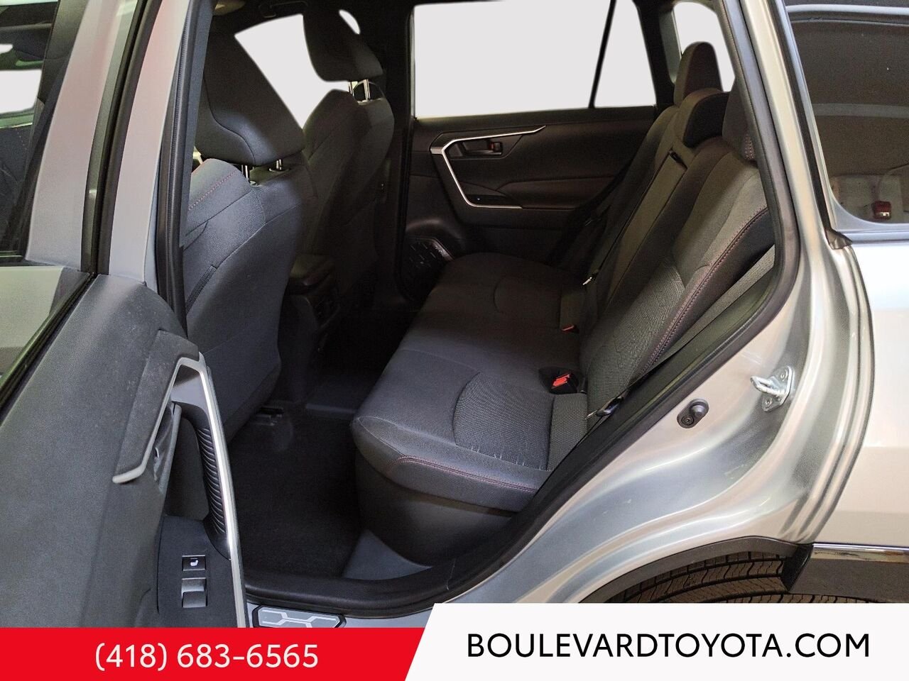 Toyota RAV4 Prime 100412A-9 | SE, AWD 2021 Argent Québec - photo #14
