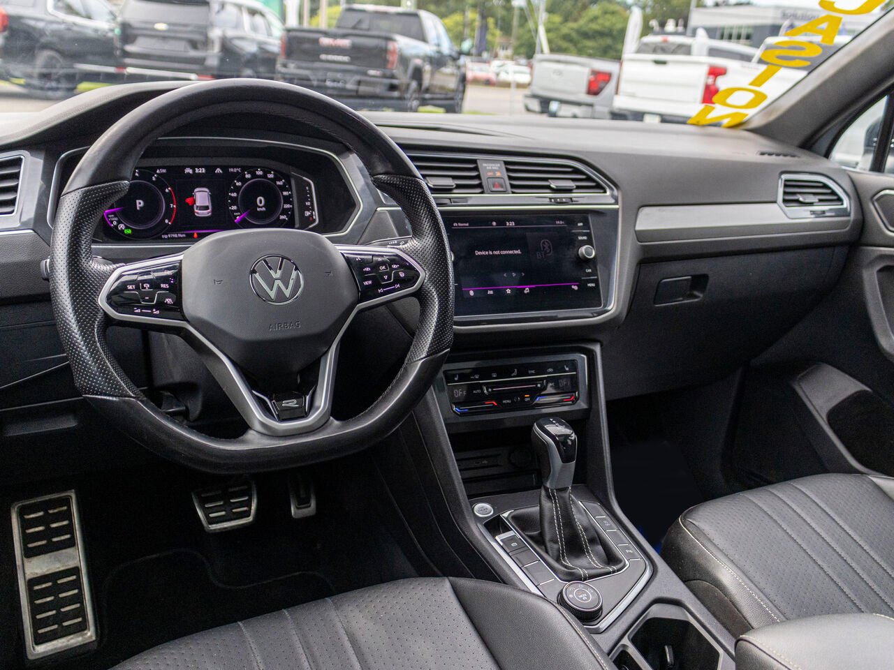 Volkswagen Tiguan Comfortline R-Line Black Edition 4MOTION 2022 Argent Châteauguay - photo #8