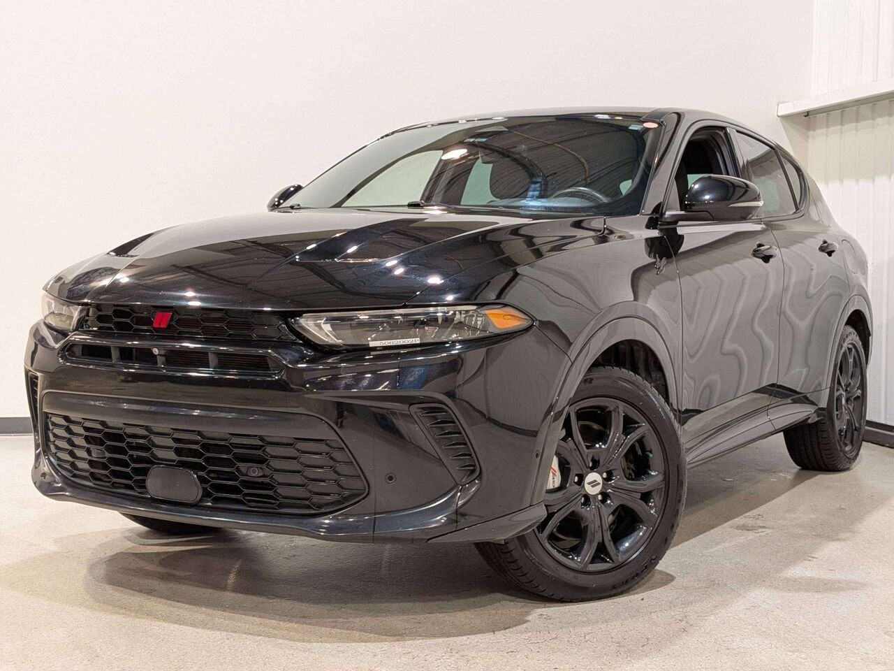 2024 Dodge Hornet R/T Plus PHEV EAWD *Ltd Avail* Black Val-David - photo #0