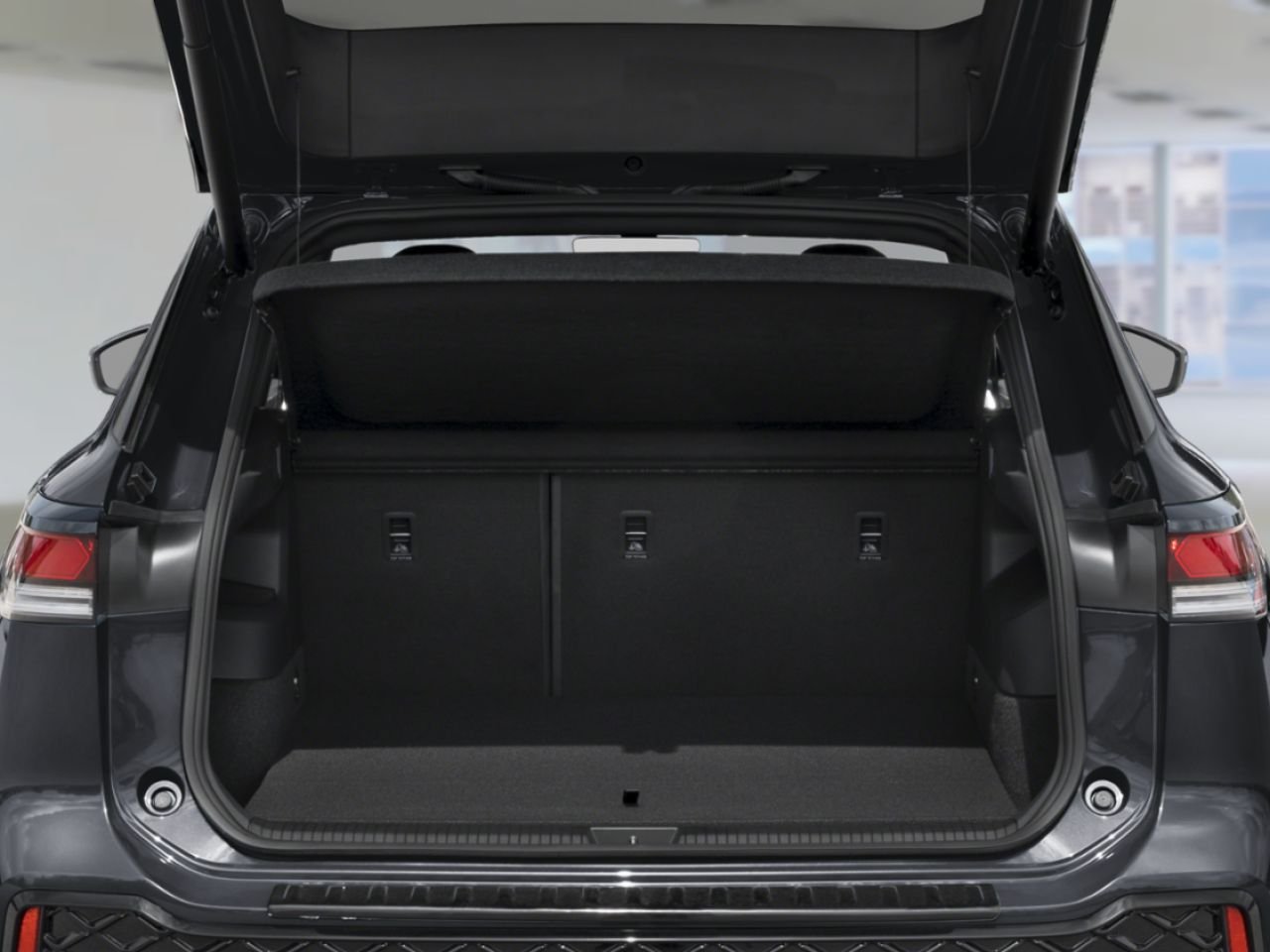 2026 Volkswagen Tiguan Comfortline R-Line Black Edition 4MOTION Black Gatineau - photo #10