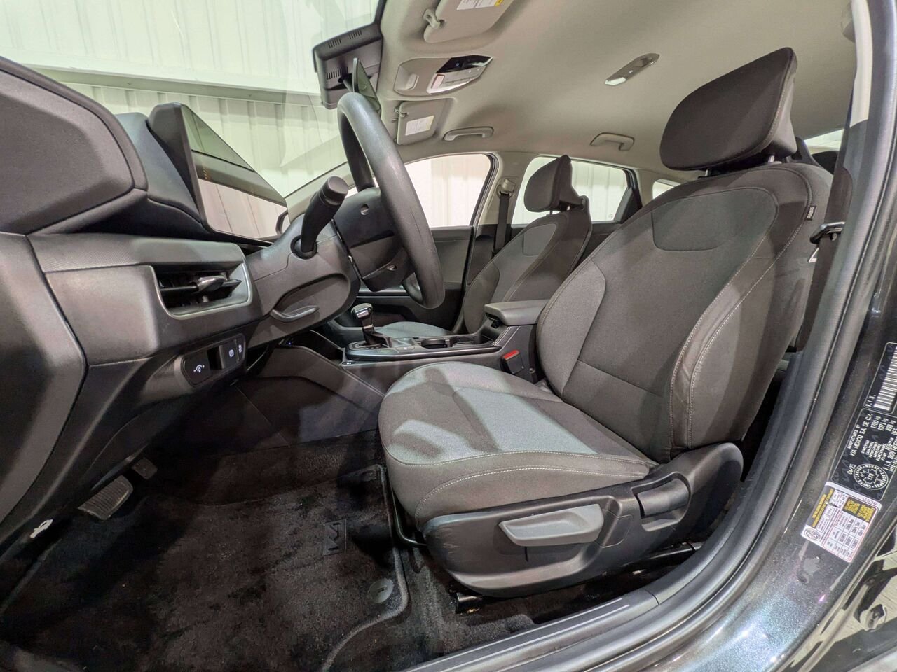 2025 Kia K4 LX FWD Grey Val-David - photo #1
