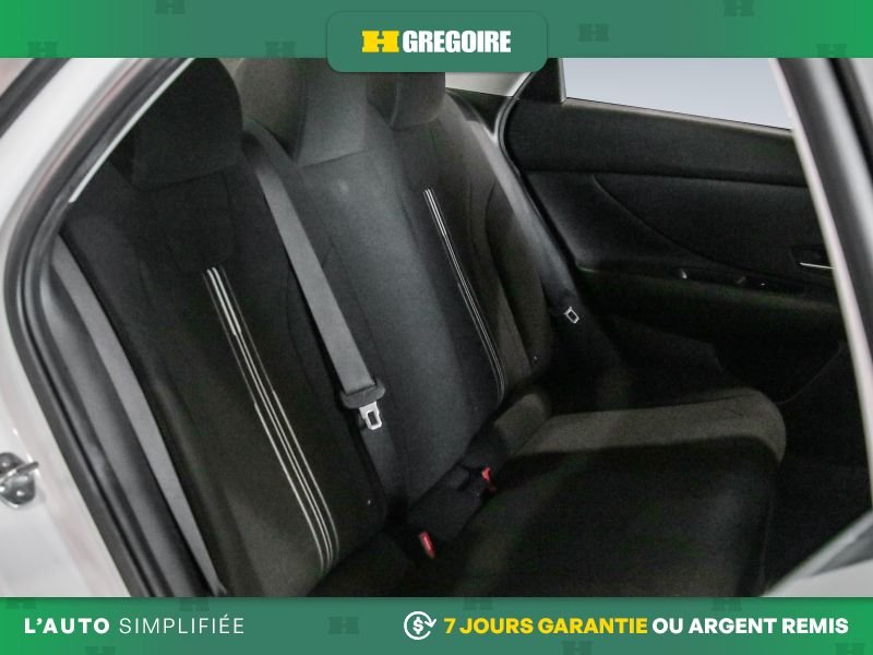 Hyundai Elantra 729206 | Preferred AUTO A/C GR ELECT MAGS CAM RECUL BLUETOO 2021 Blanc Laval - photo #22